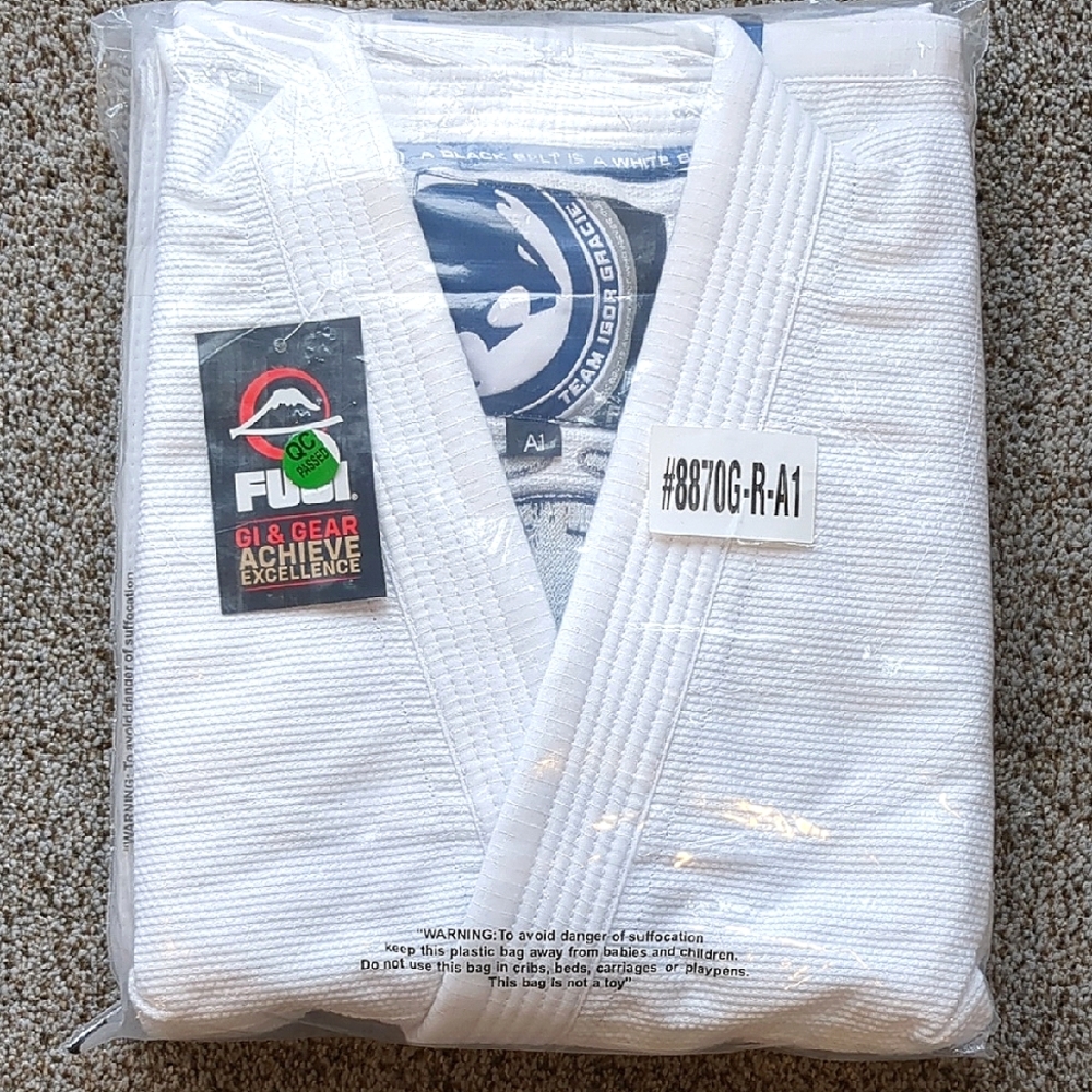 NWT Fuji Gi, Zubon and Belt Size A1, White